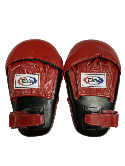 Fairtex Focus, Hybrid Mitts Pro Angular  FMV8 Black Red